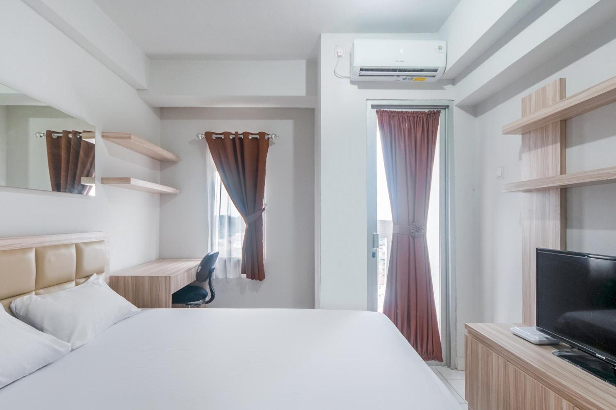 Oyo Life 2837 Dramaga Tower 2*